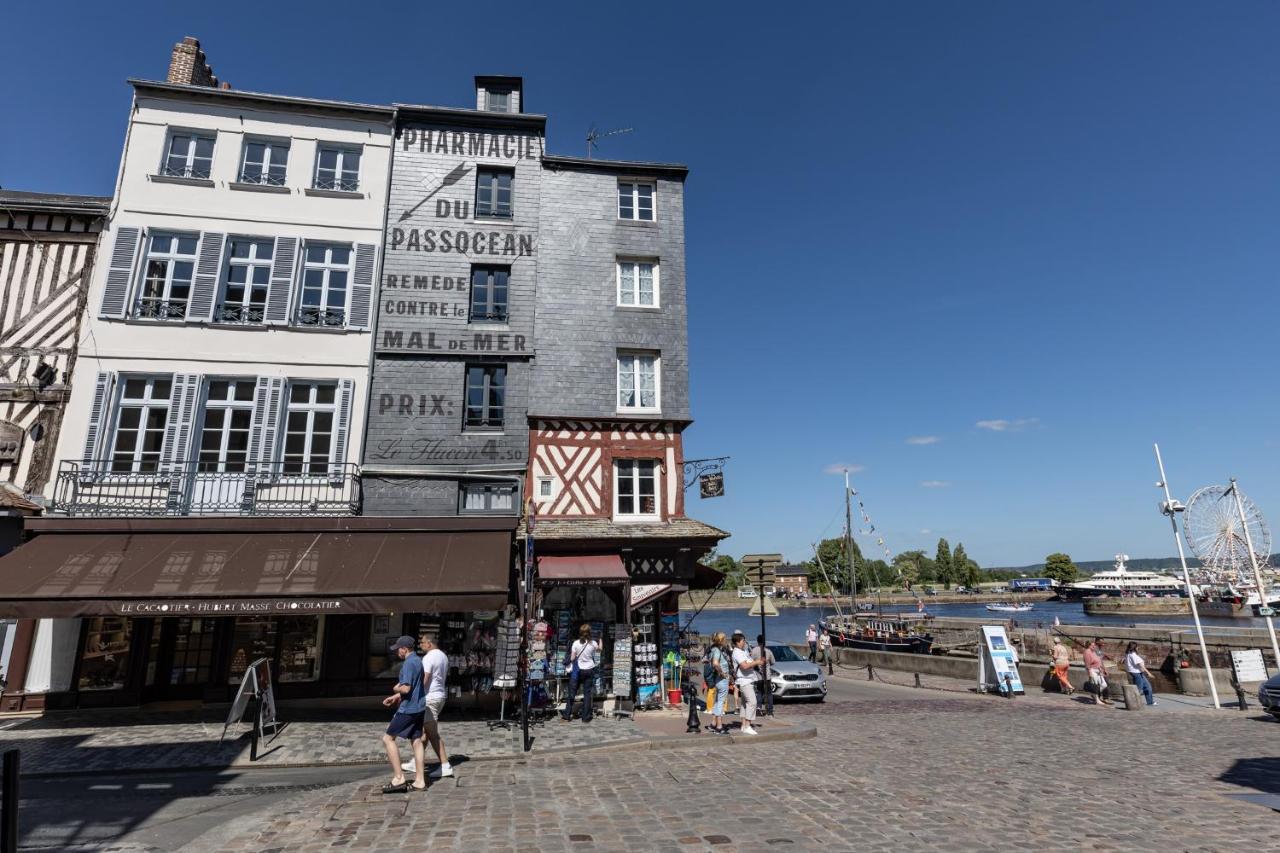 Le Passocean Apartment Honfleur Exterior photo